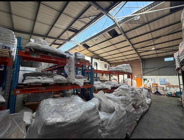 1,760M² WAREHOUSE TO LET IN KYALAMI